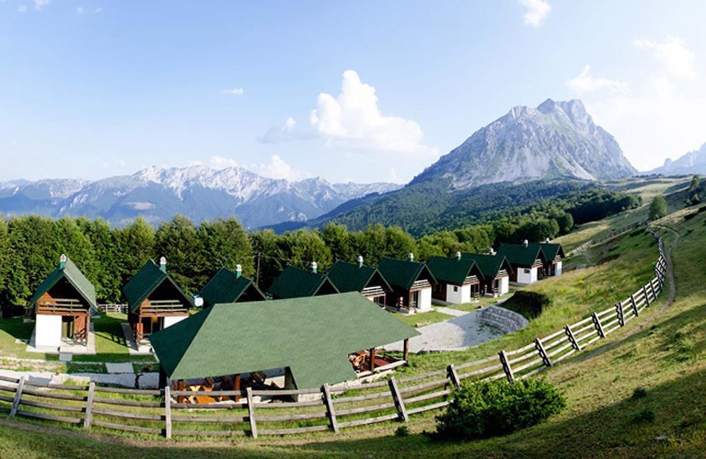Villa Chalets Etno Selo Stavna à Krajista Extérieur photo